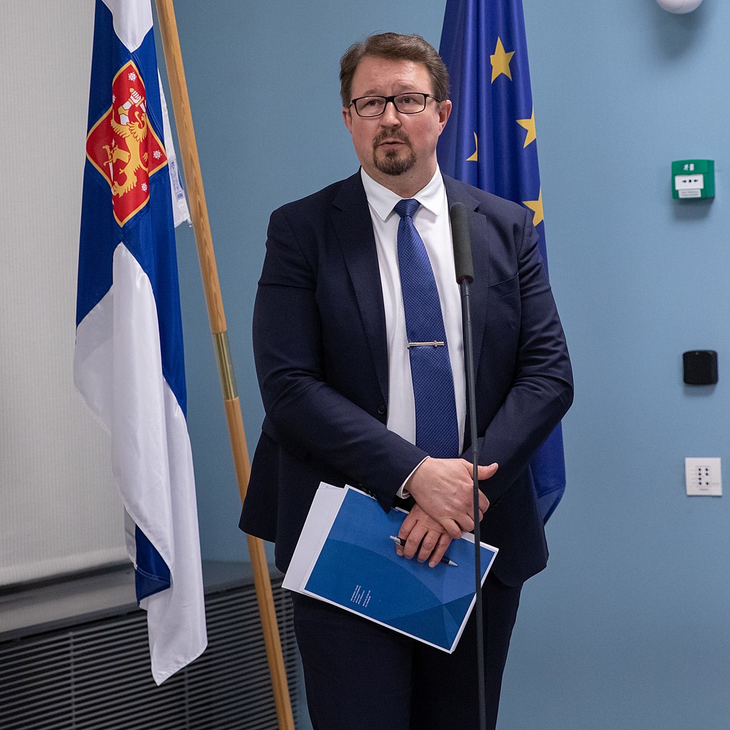 Глава THL для Yle: Важно снизить процентное содержание алкоголя, заказанного из-за рубежа