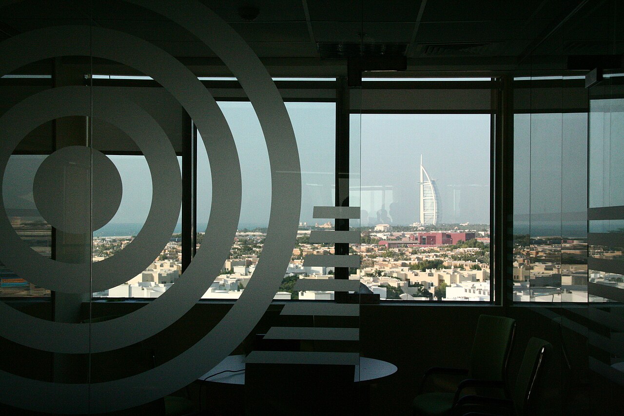 Глава консульского департамента МИД на Yle: в регионе Персидского залива находится до 3000 финнов