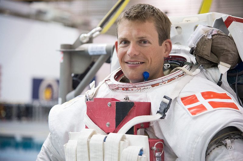 Andreas Mogensen i astronautdragt