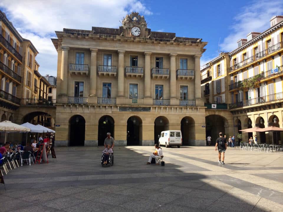 Constitución Square