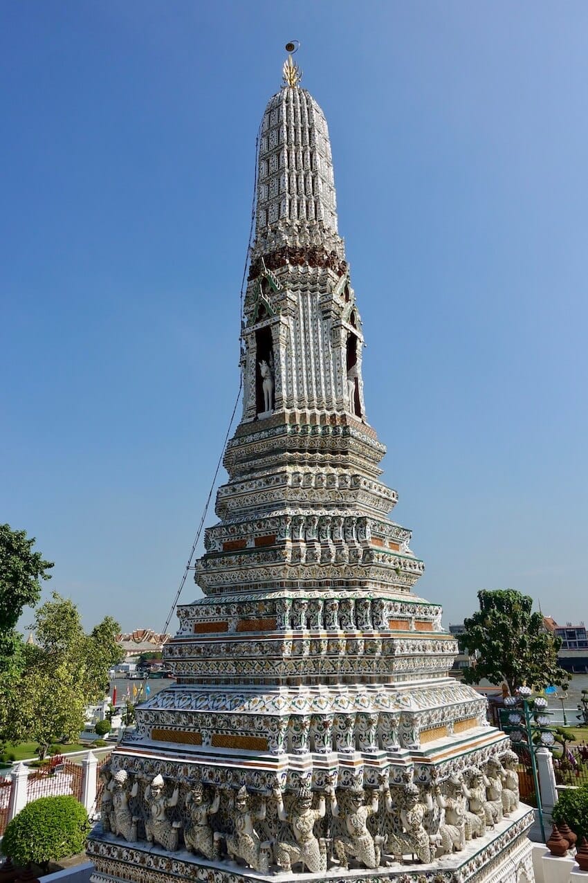 Chedis, Wat Pho. Attraksjoner i Bangkok