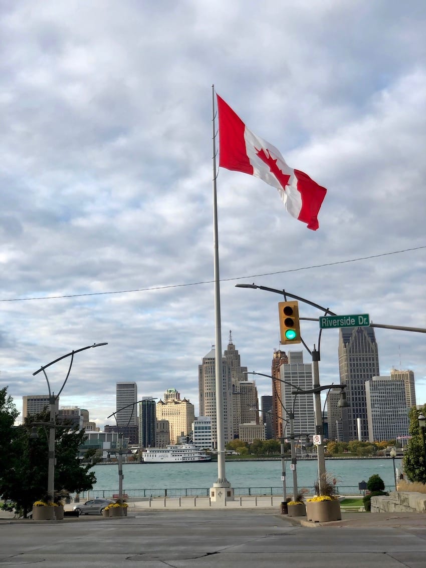 Border between Canada and US