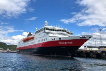 Hurtigruten Richard With