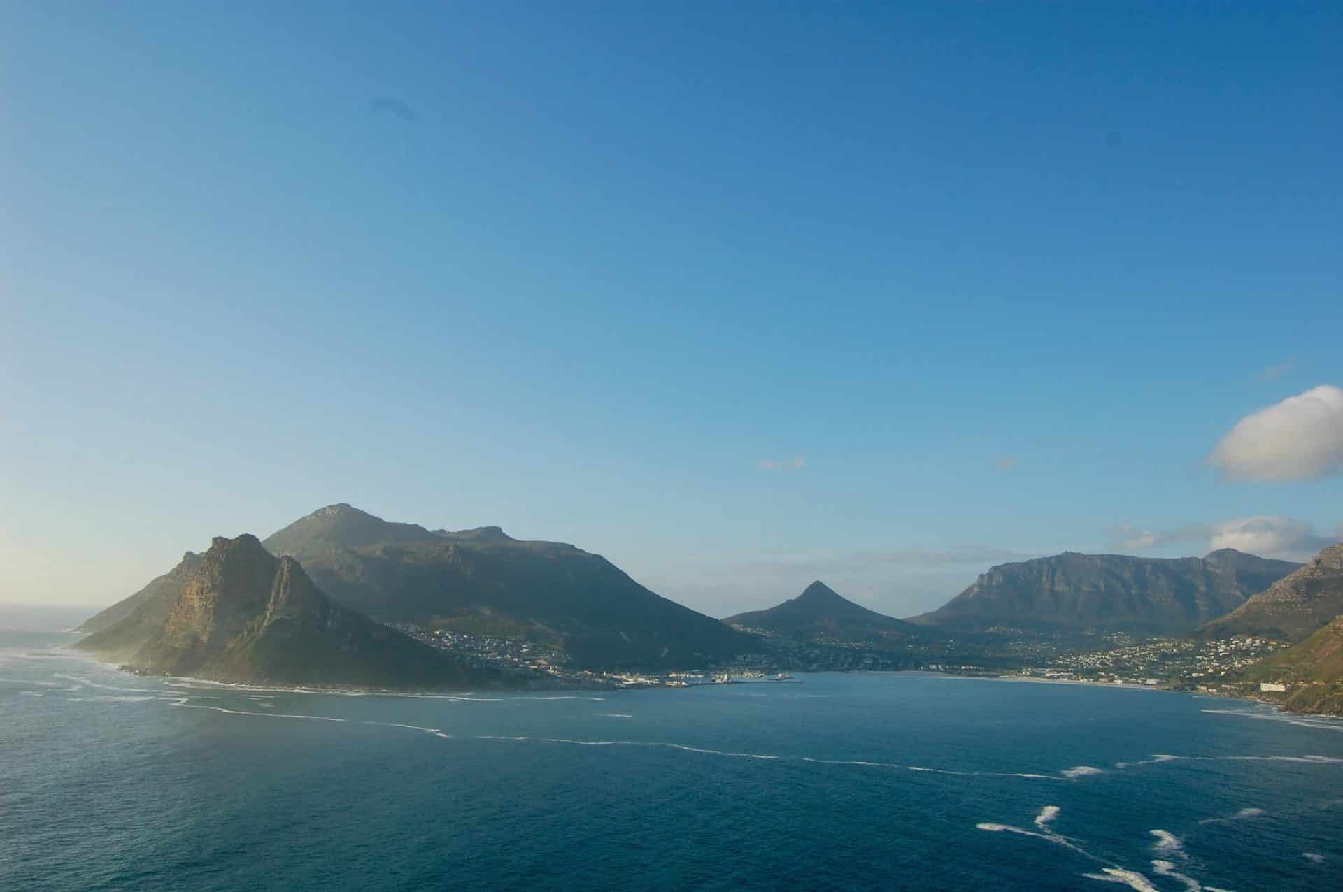 Hout_bay_12apostles mountain