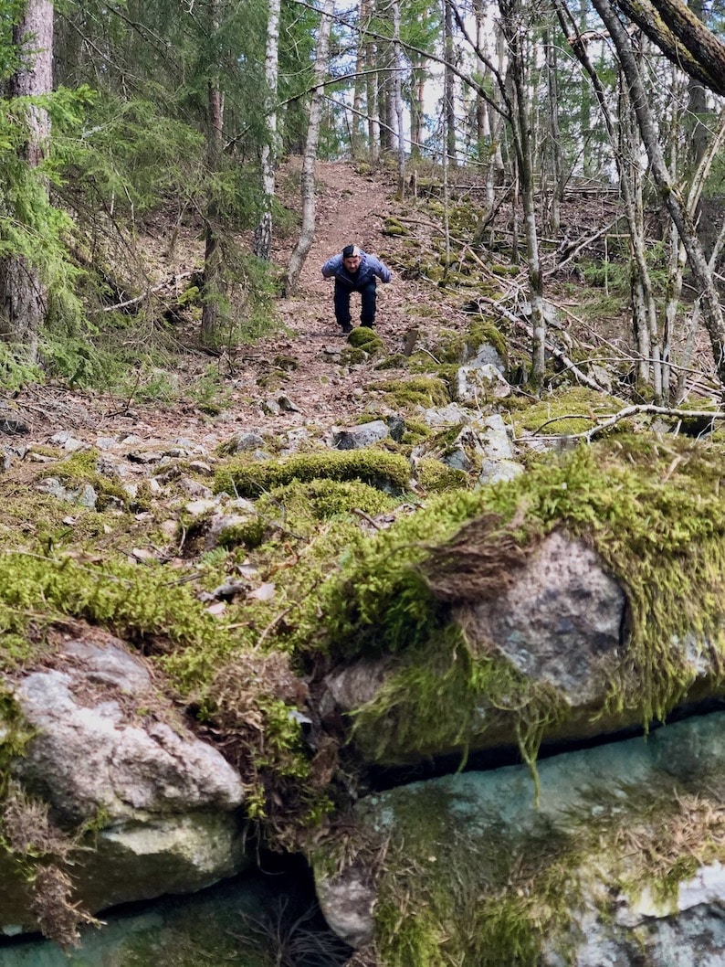 Kirkerudkollen, ned ovarennet