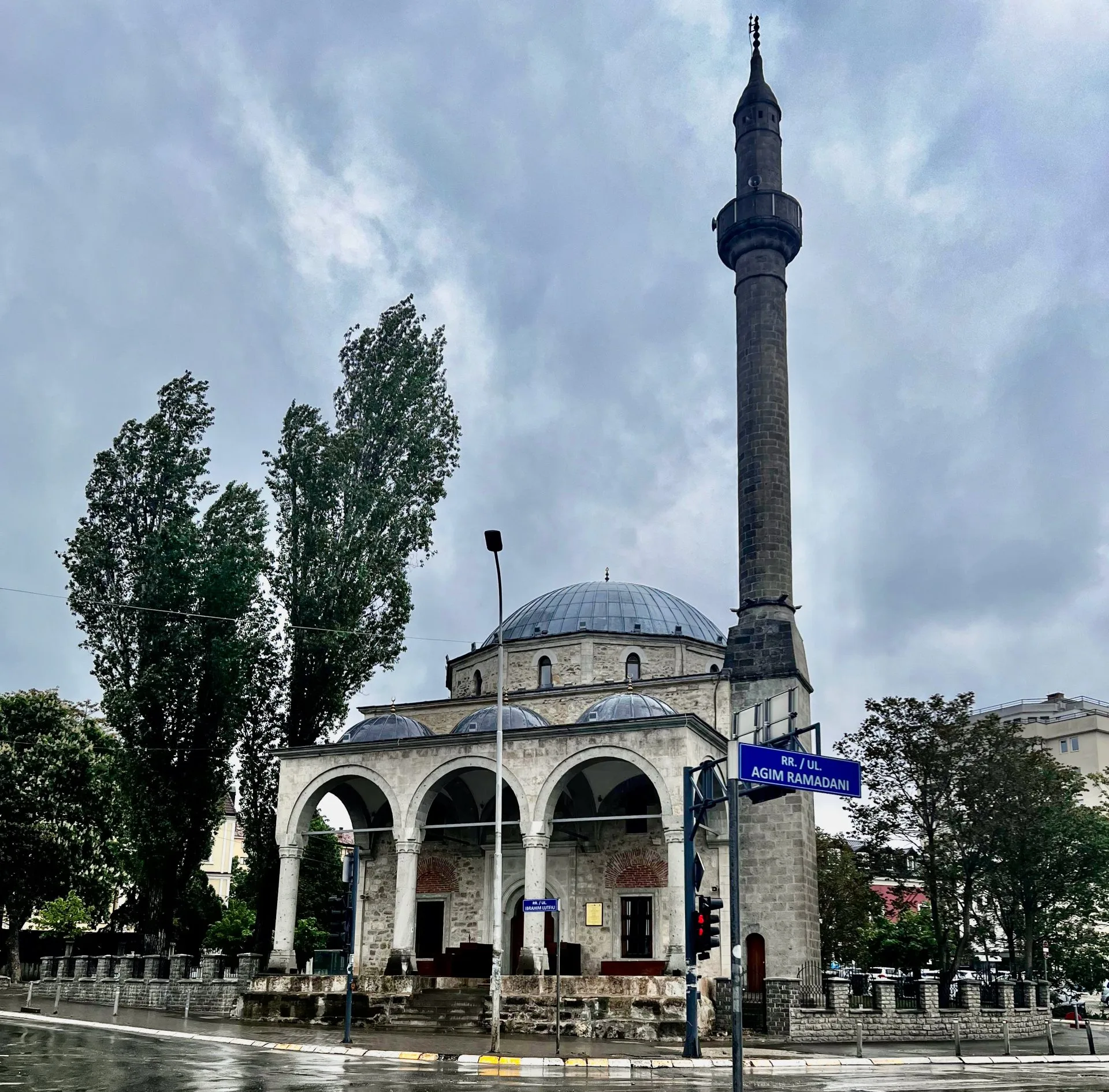Çarshi-moskeen, Pristina