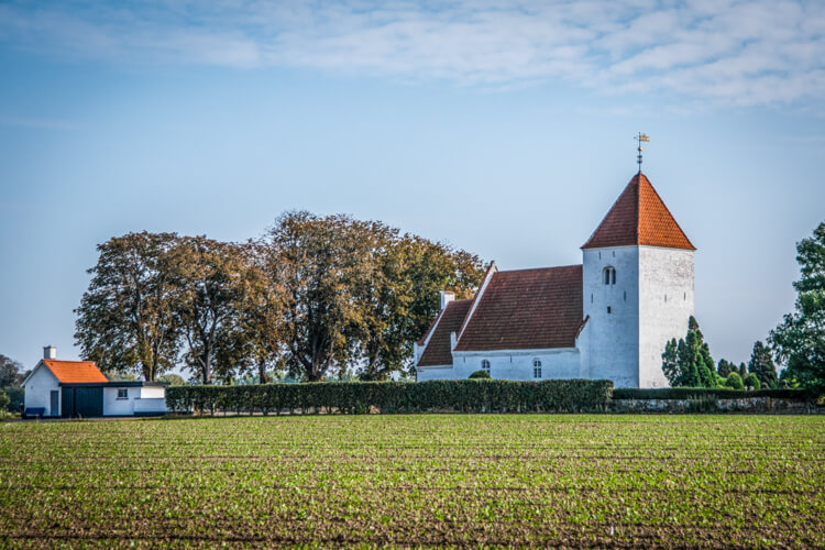 femoe-kirke