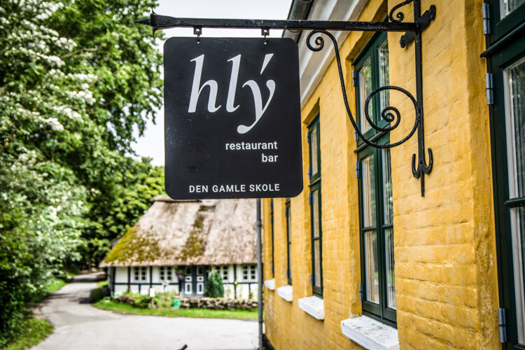 lyoe-hly-restaurant