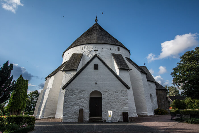 OESTERLARS-RUNDKIRKE