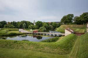 Ved Kongeporten til Kastellet