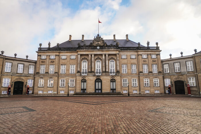 amalienborg-slot-koebenhavn