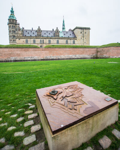 kronborg-slot-skulptur