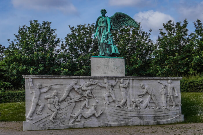 Soefartsmonumentet-Langelinie-Lystbaadehavn-Koebenhavn