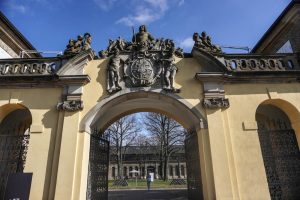Kuglegården med Kongeporten på Holmen
