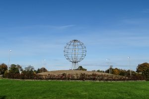 Globus-skulpturen i Agerskov