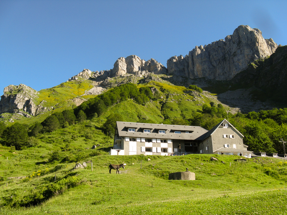 Refugio laberouat Ruta de las Golondrinas