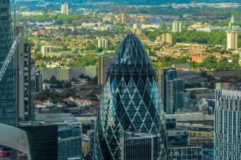 Лондон – ведущий центр Европы, привлекающий таланты в области IT