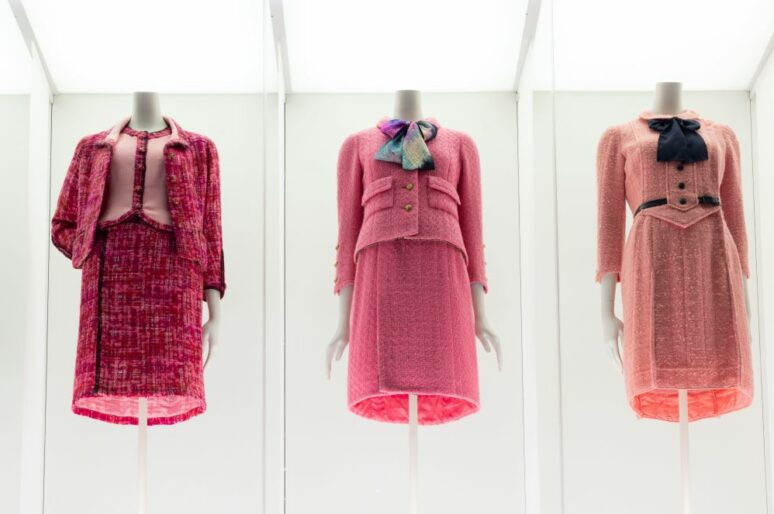 В Лондоне открылась выставка «Габриэль Шанель. Манифест моды»