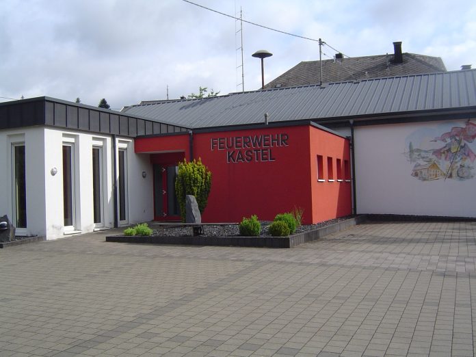 Das dreitägige Fest findet am Feuerwehrgerätehaus statt. Foto: Manfred Koch