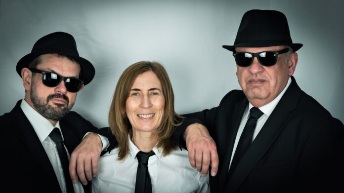 Marion Demme-Zech und das SAARBOTAGE-Team - Foto: Mae Demme
