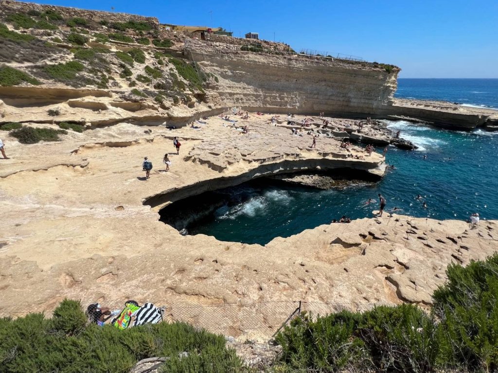 Wandern zum St. Peter's Pool auf Malta