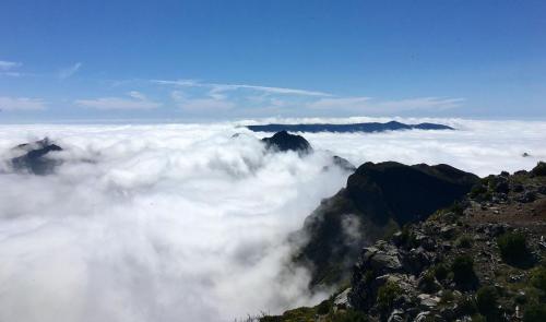 Ausblick vom Pico Ruivo auf Madeira