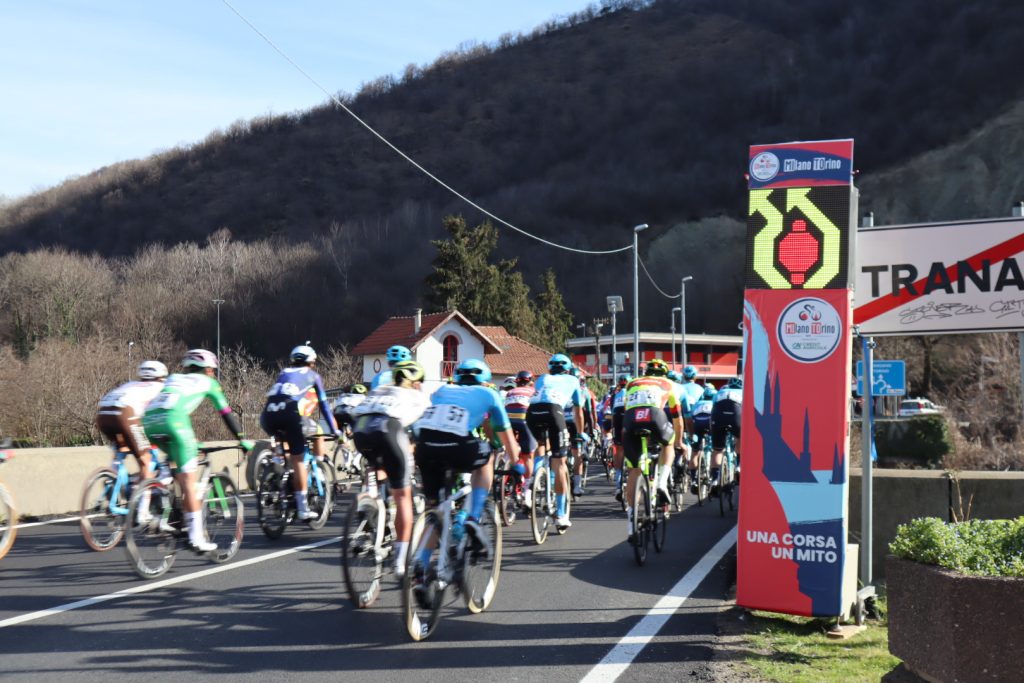 Milano-Torino 2023 using Safe Cycling Safety Sign (Mobile LED-sign for sporting events) with commercial space for event sponsors.