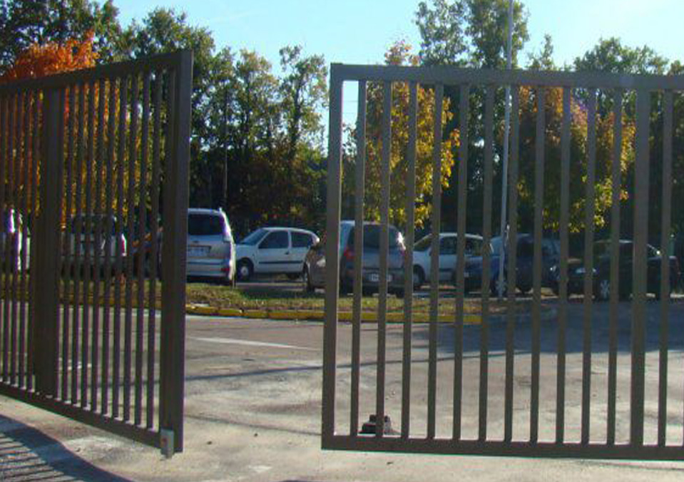 swing gates