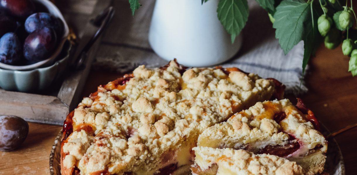 Einfacher Zwetschgen-Schmand Kuchen - Saisongenuss.de