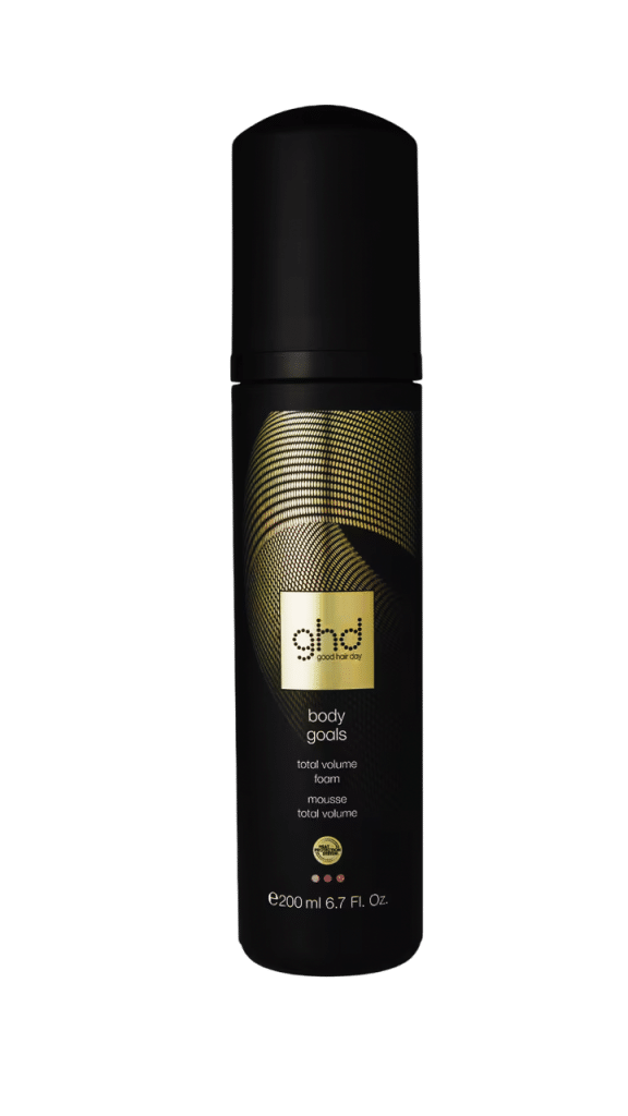 Body Goals - Total Volume Foam av GHD – En volymgivande skum som ger maximal volym och en lyxig finish till ditt hår.