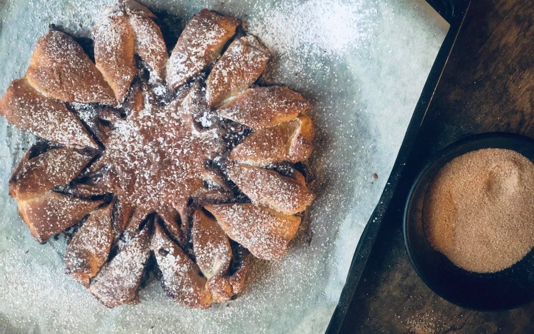 Julestjerne bakst med Nugatti og kanelsukker