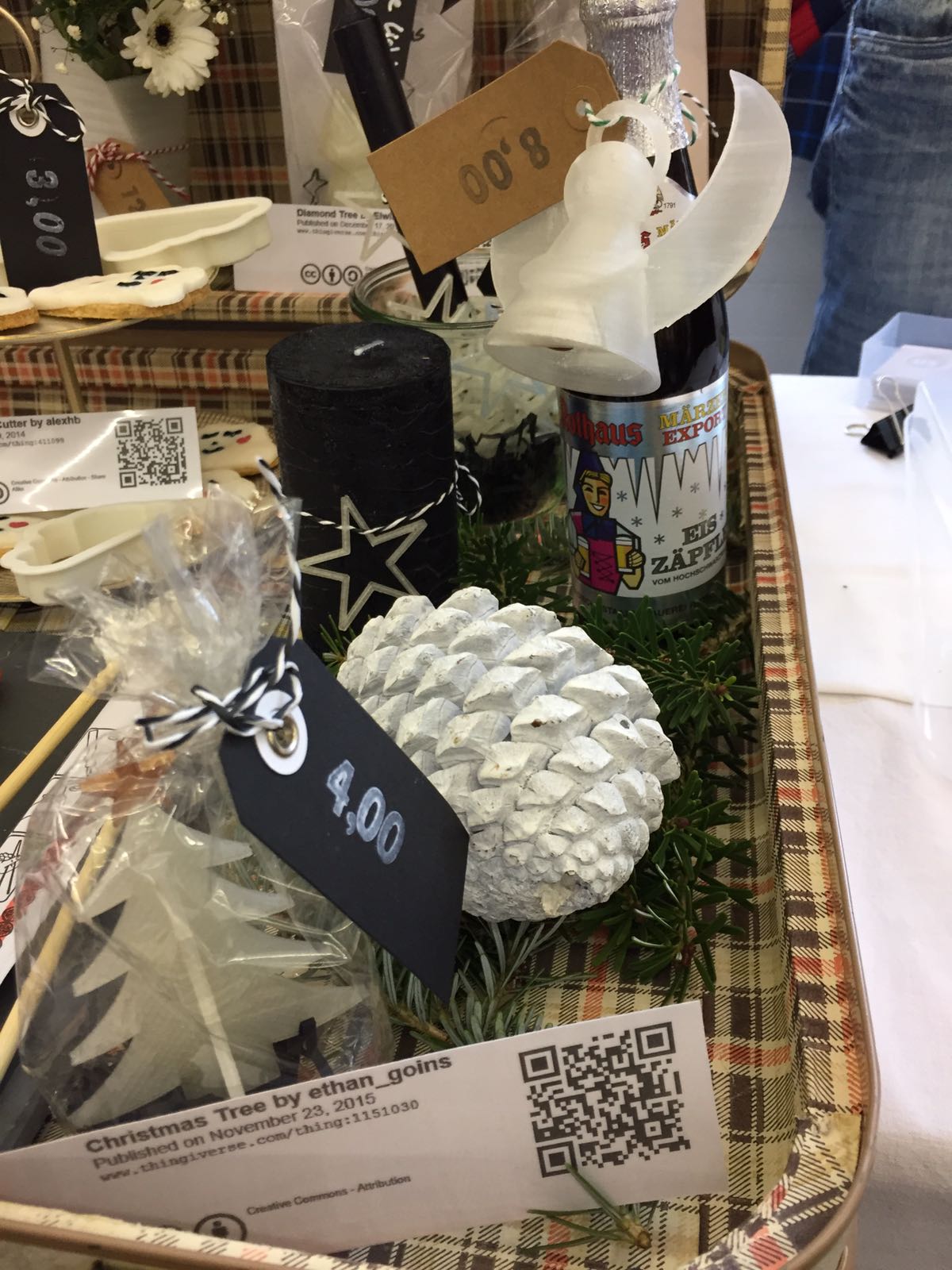 Koffermarkt in Konstanz: 3D-Druck Engel, Kerze, Christbaum