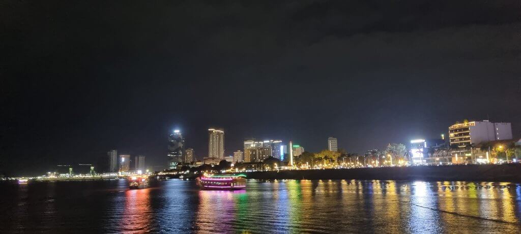 IGS Cambodia Service Project Dinner River Cruise Phnom Penh