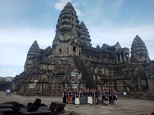 Angkor Wat temple tours for Conference group