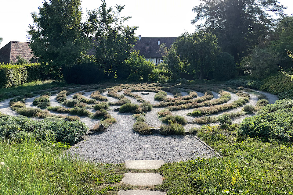 Labyrinth oder wohin führt der neue Weg