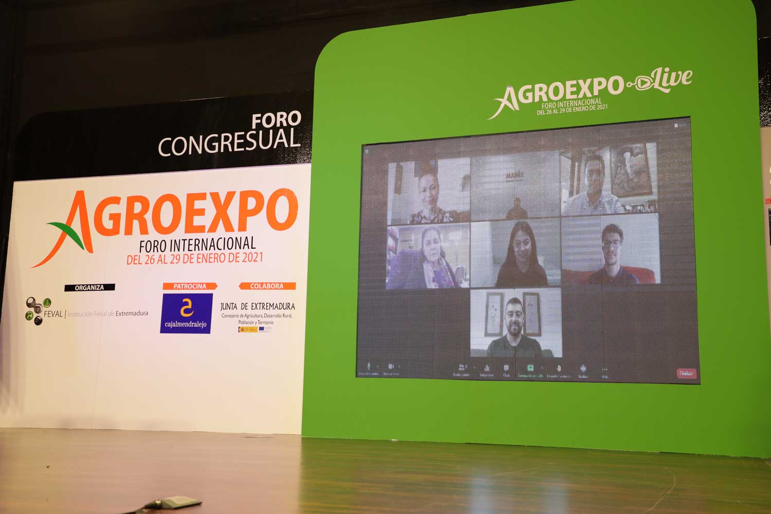 Agroexpo premia a los mejores expedientes académicos extremeños del sector agrícola