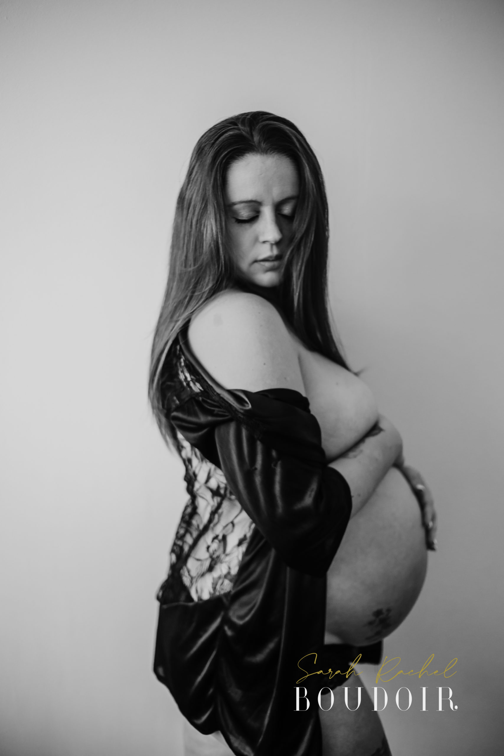 MATERNITY-BOUDOIR