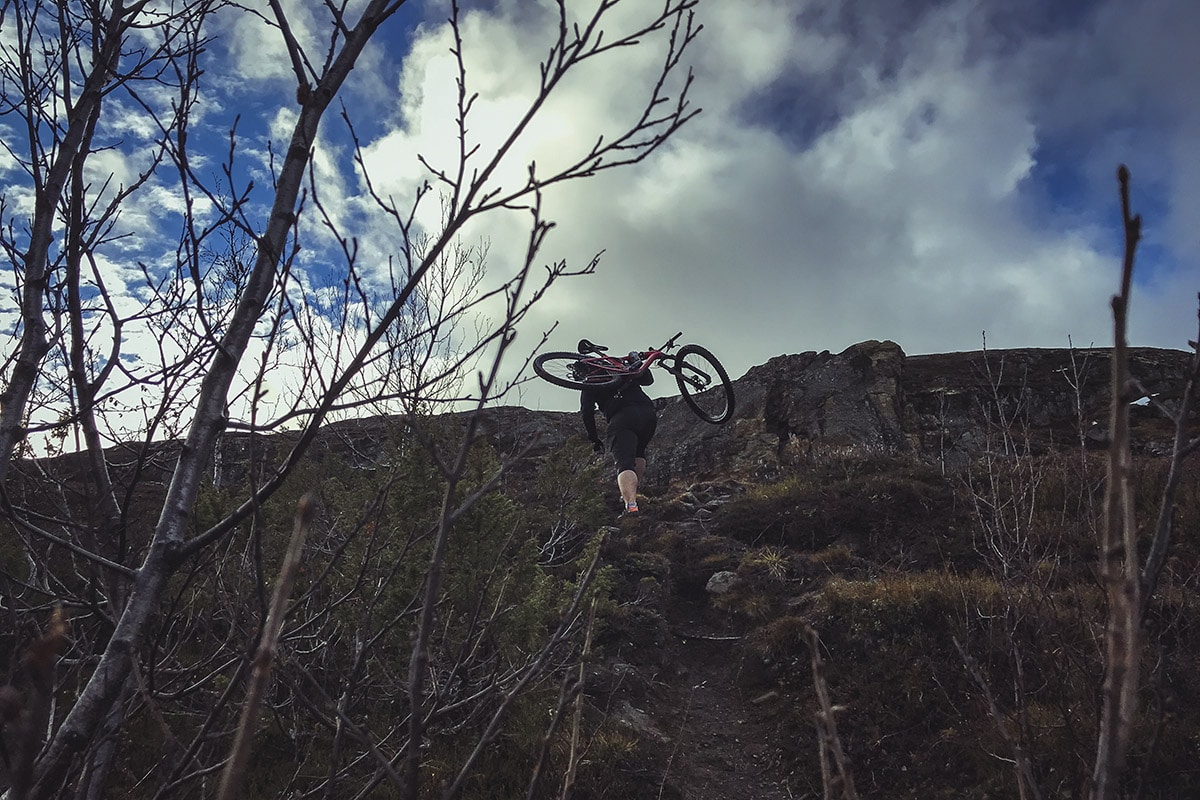 Cykla mtb i Vålådalen - Kyrksten