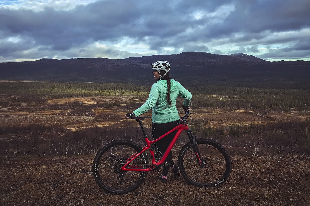 Cykla mtb i Vålådalen - Kyrksten