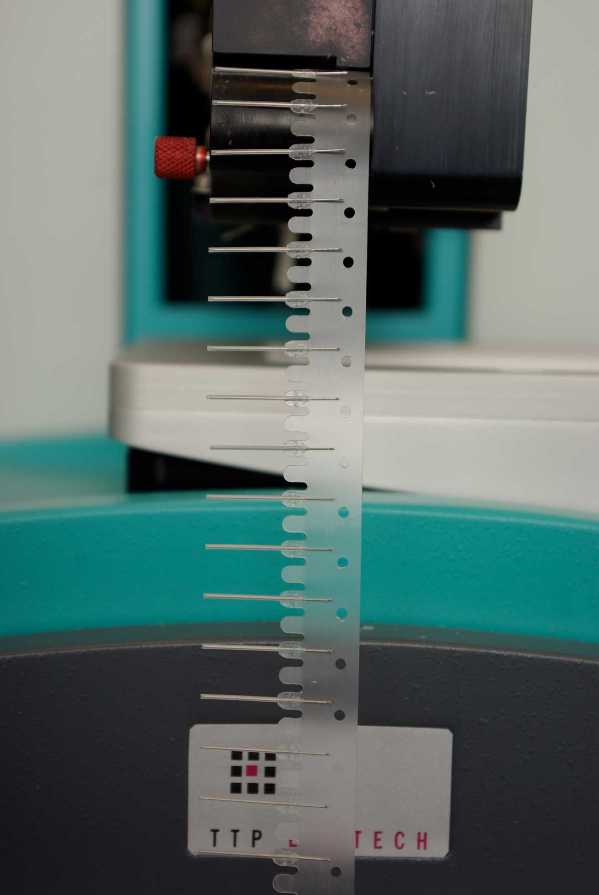 protein crystallization robotics used in protein crystallography