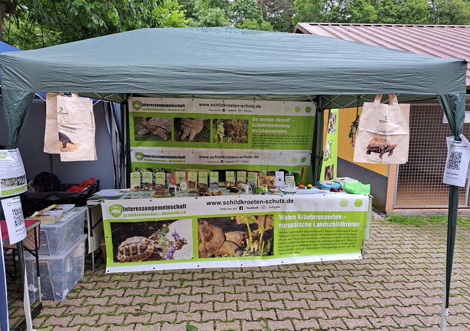 Infostand auf dem Tierheimfest im Tierheim Köln-Dellbrück