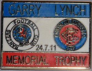 garry-lynch-badge-2011