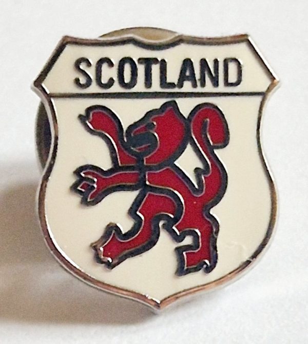 Small Scotland Badge Lion No 79