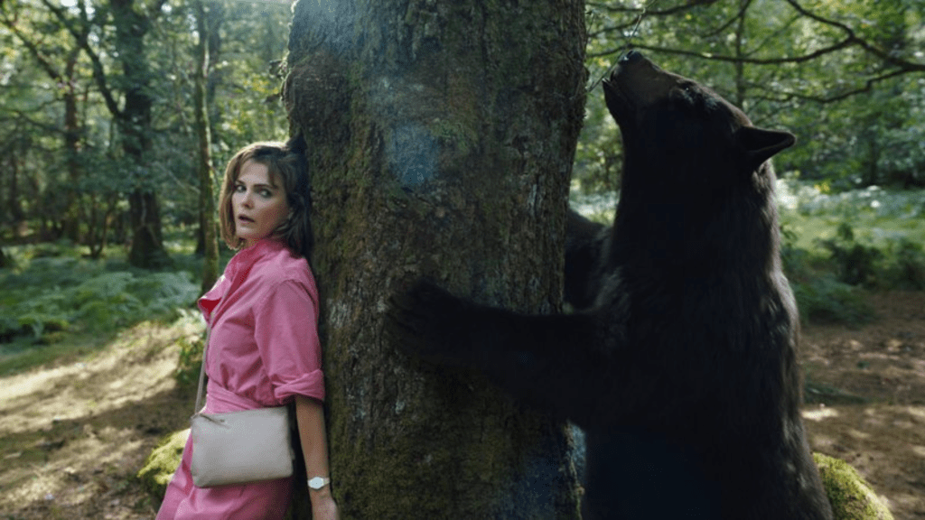 Critique « Crazy Bear » (2023) : L’ours qui sniffait ! - ScreenTune
