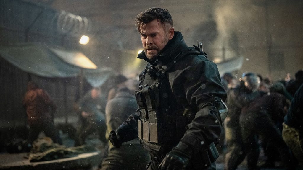 Critique « Tyler Rake 2 » (2023) : Chris le poète musclé est de retour ! - ScreenTune