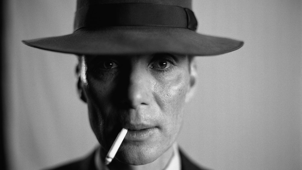 Critique « Oppenheimer » (2023) : Un biopic détonnant ! - ScreenTune
