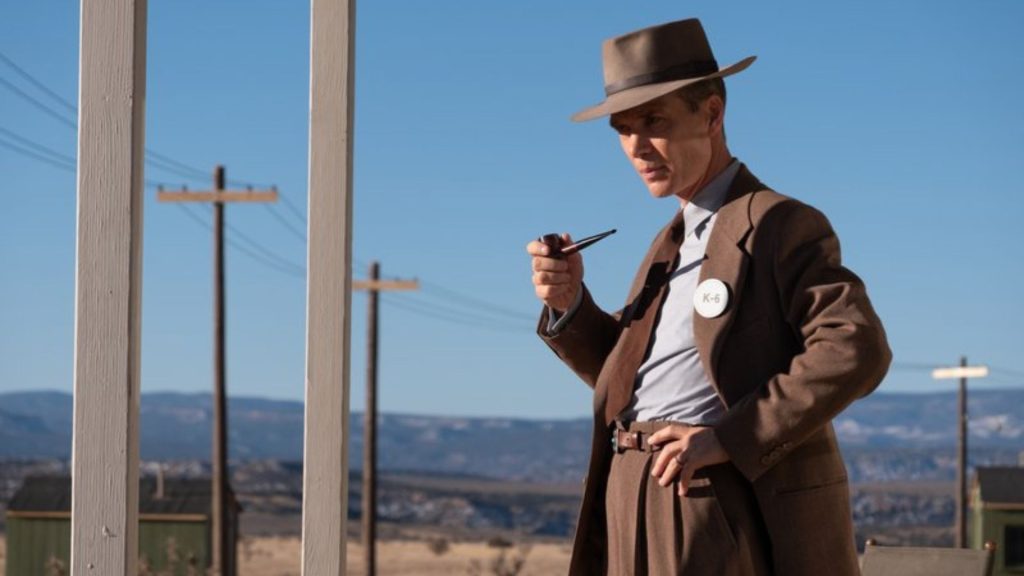 Critique « Oppenheimer » (2023) : Un biopic détonnant ! - ScreenTune