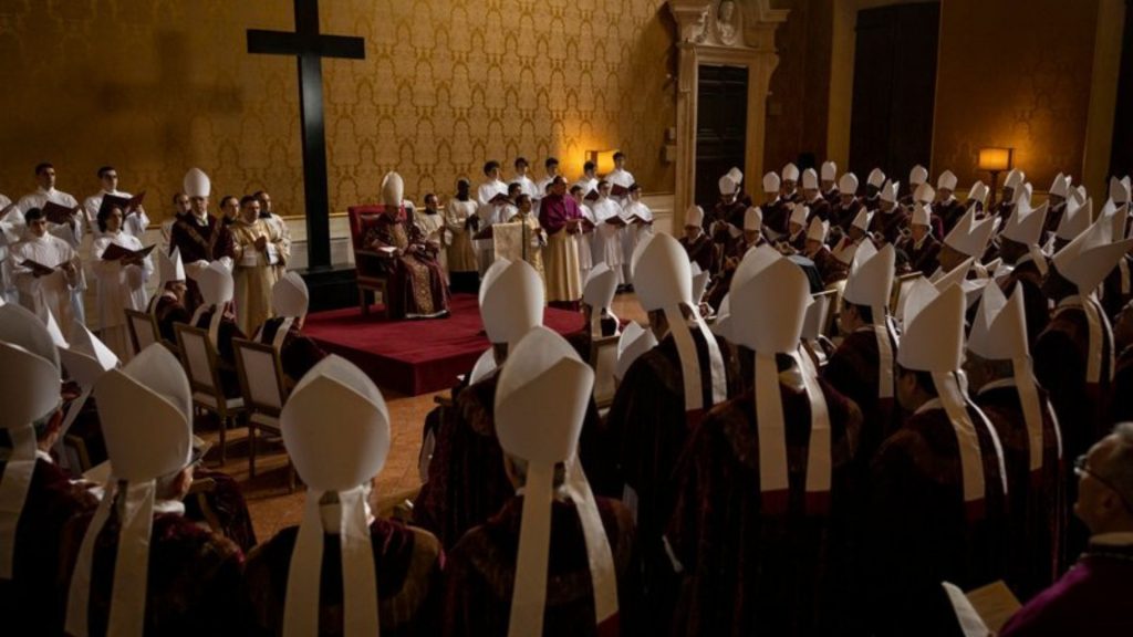 Critique « Conclave » (2024) : Manigances au Vatican - ScreenTune