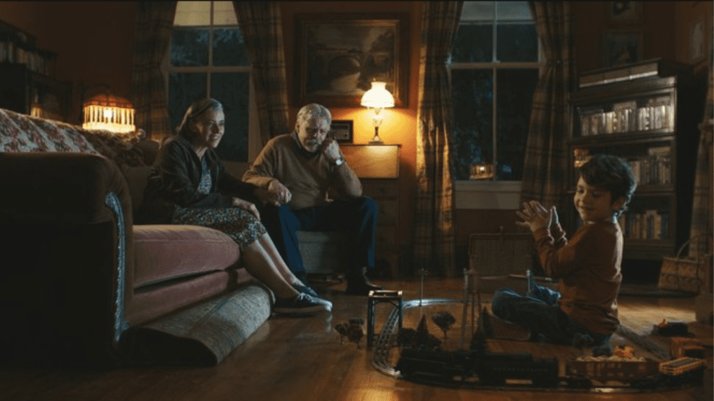 Critique « Life of Chuck » (2025) : Fable spatio-temporelle ! - ScreenTune