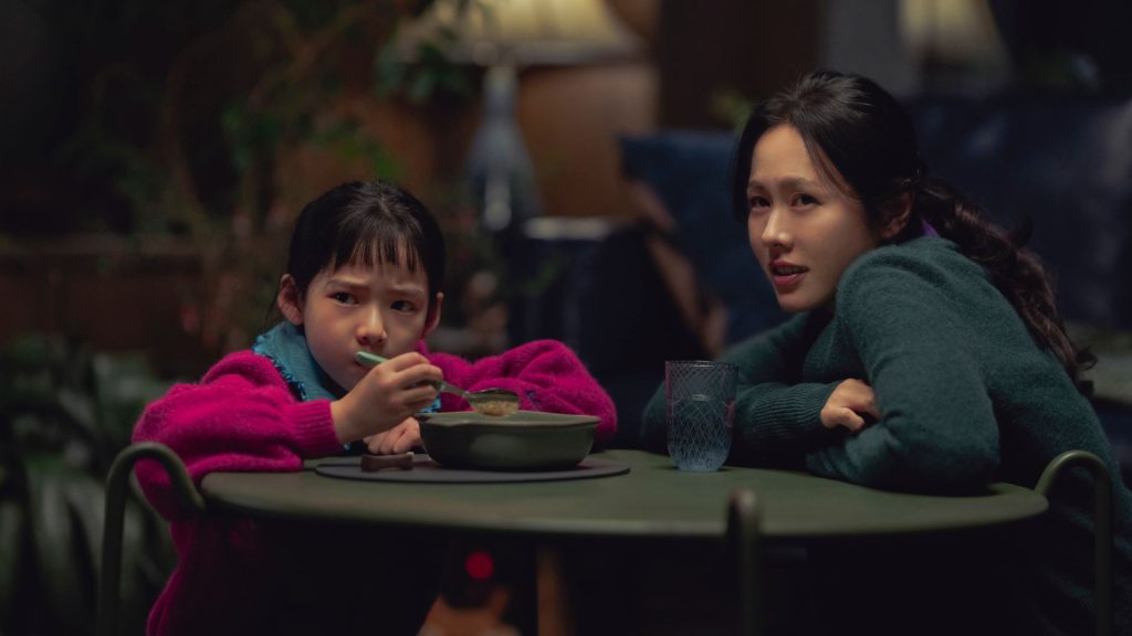 Critique « NO OTHER CHOICE » (2026) : Humour noir, sauce coréenne ! - ScreenTune